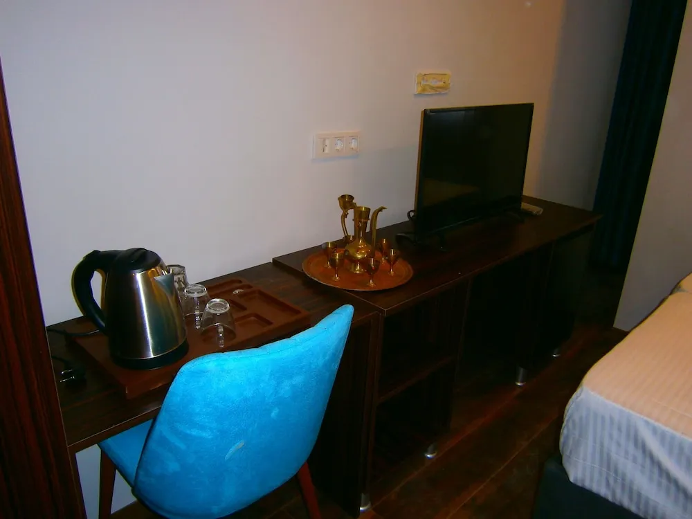 Standard Tek Büyük veya İki Ayrı Yataklı Oda