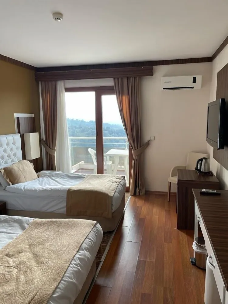 Standard Tek Büyük veya İki Ayrı Yataklı Oda