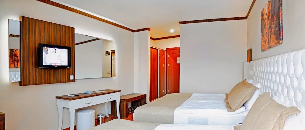 Standard Tek Büyük veya İki Ayrı Yataklı Oda