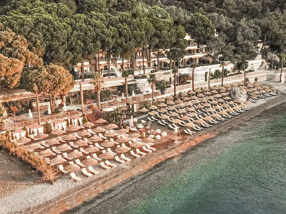 Perios Beach House - Adults Only