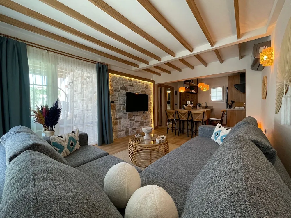 Luxury Suite Teras Katı