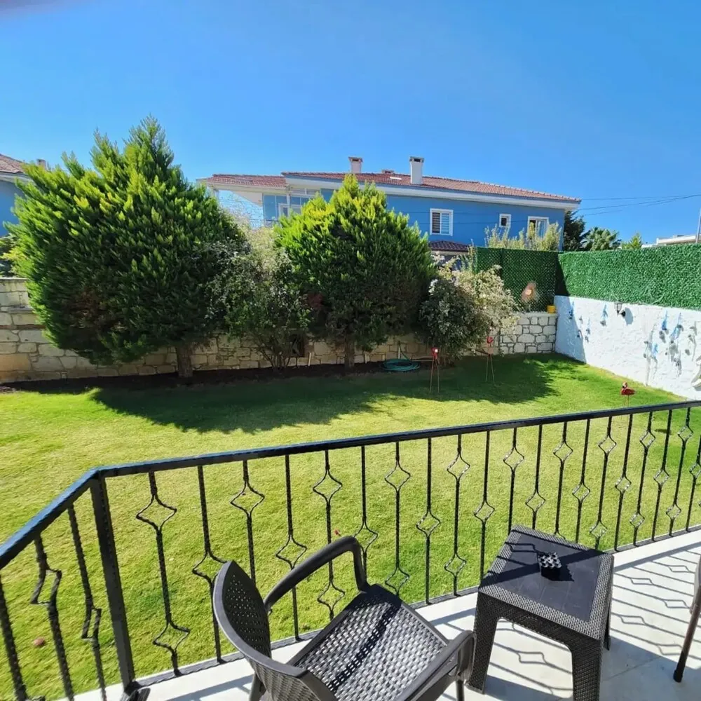 Standard Oda, Balkon, Bahçe Manzaralı