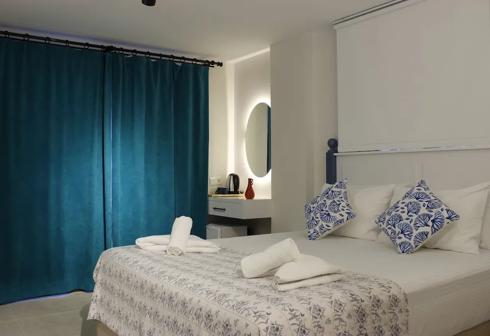 Standard Oda, Balkon, Bahçe Manzaralı