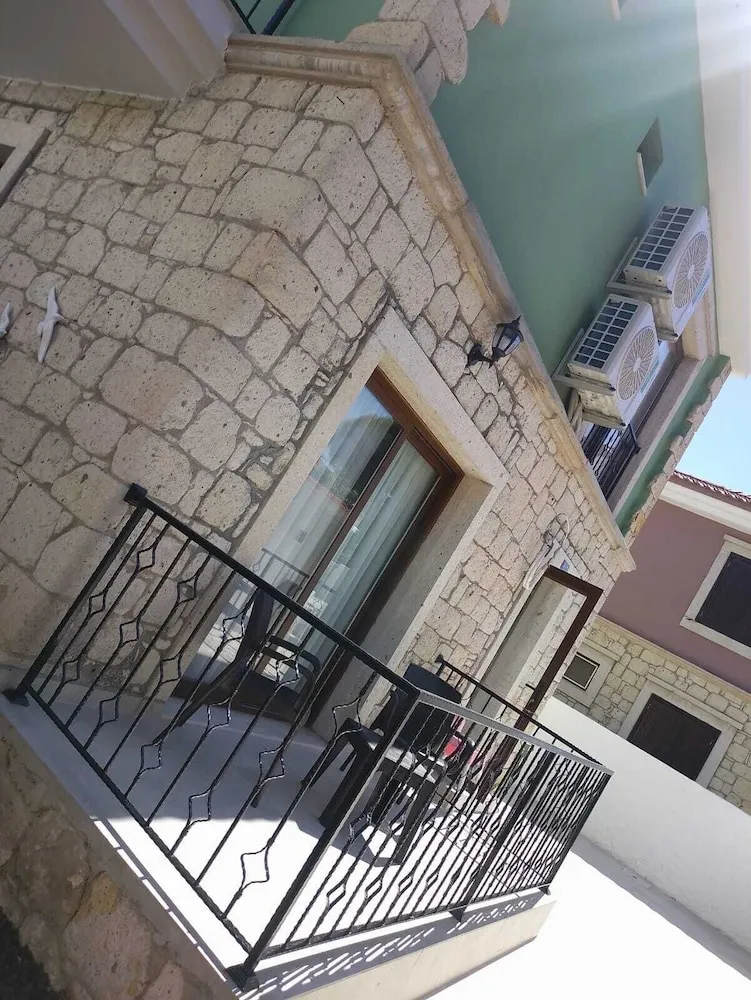 Standard Oda, Avlu Manzaralı