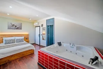 City Moonlight Apart Hotel