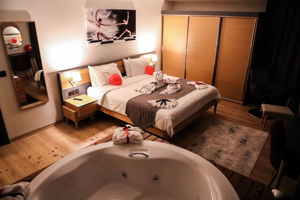 Honeymoon Süit