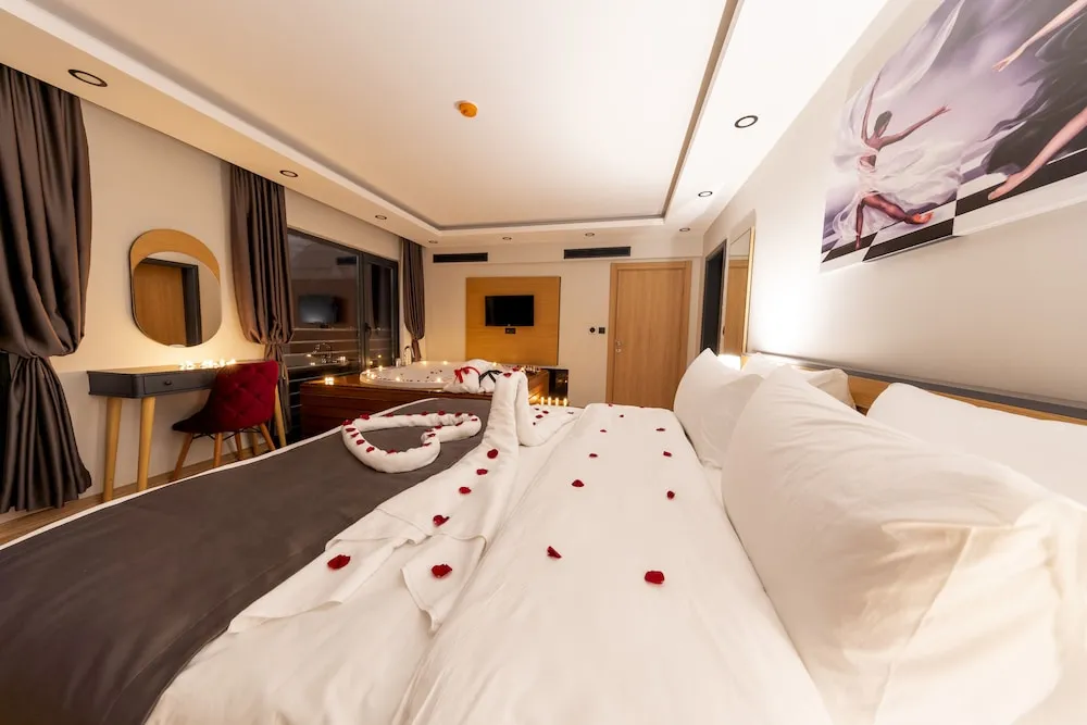 Honeymoon Süit