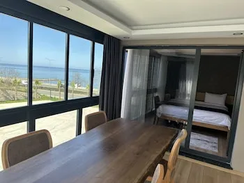 Şehrar Suit Hotel