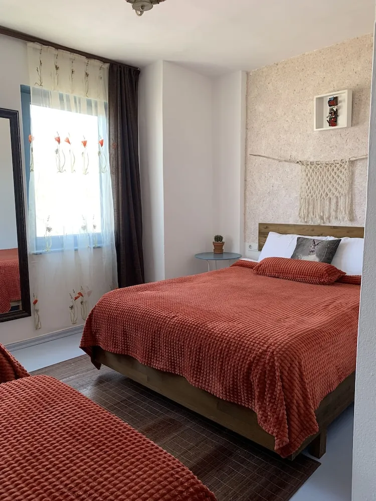 Family Dört Kişilik Oda