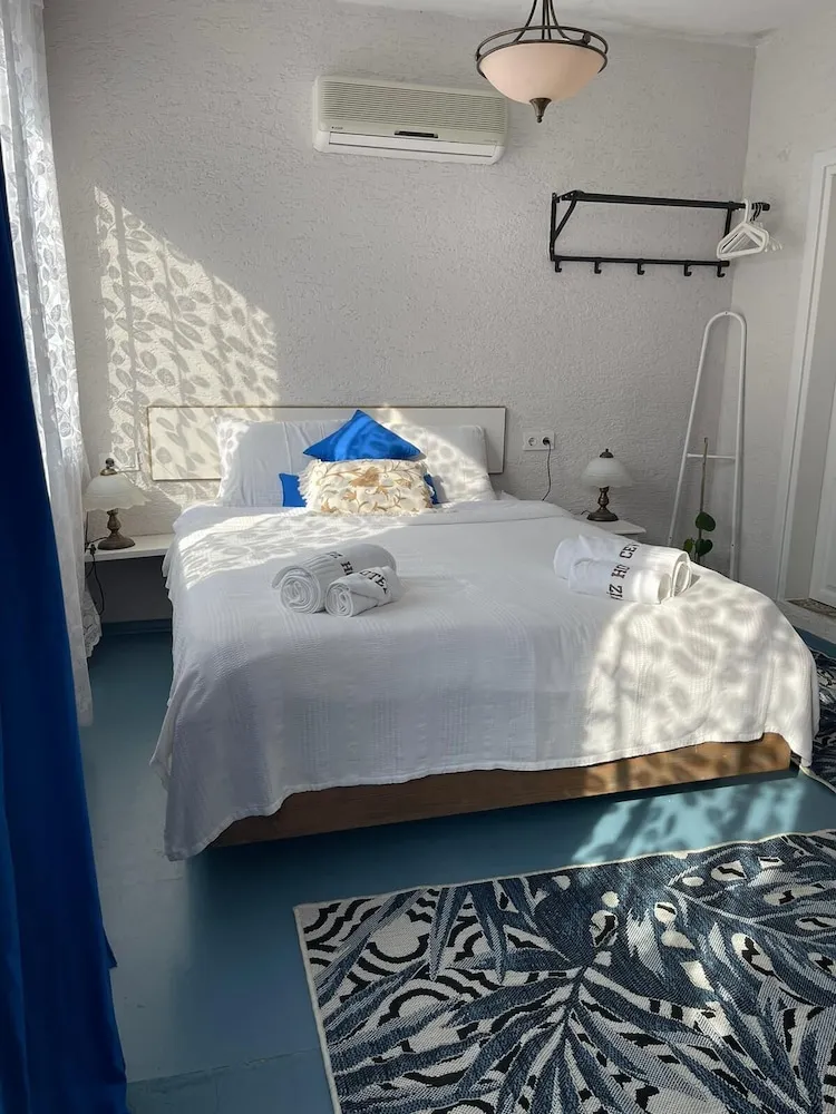 Exclusive Stüdyo Süit