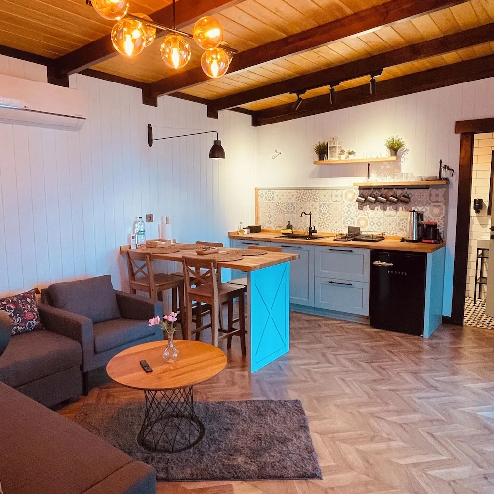 Family Dağ Evi, 2 Yatak Odası, Kişiye Özel Havuzlu, Kısmi Deniz Manzaralı