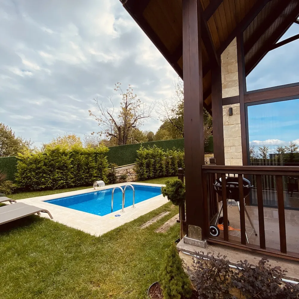 Family Dağ Evi