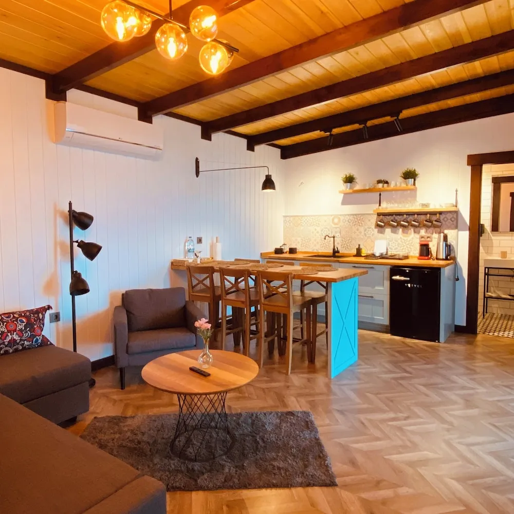 Family Dağ Evi, Kişiye Özel Havuzlu, Kısmi Deniz Manzaralı