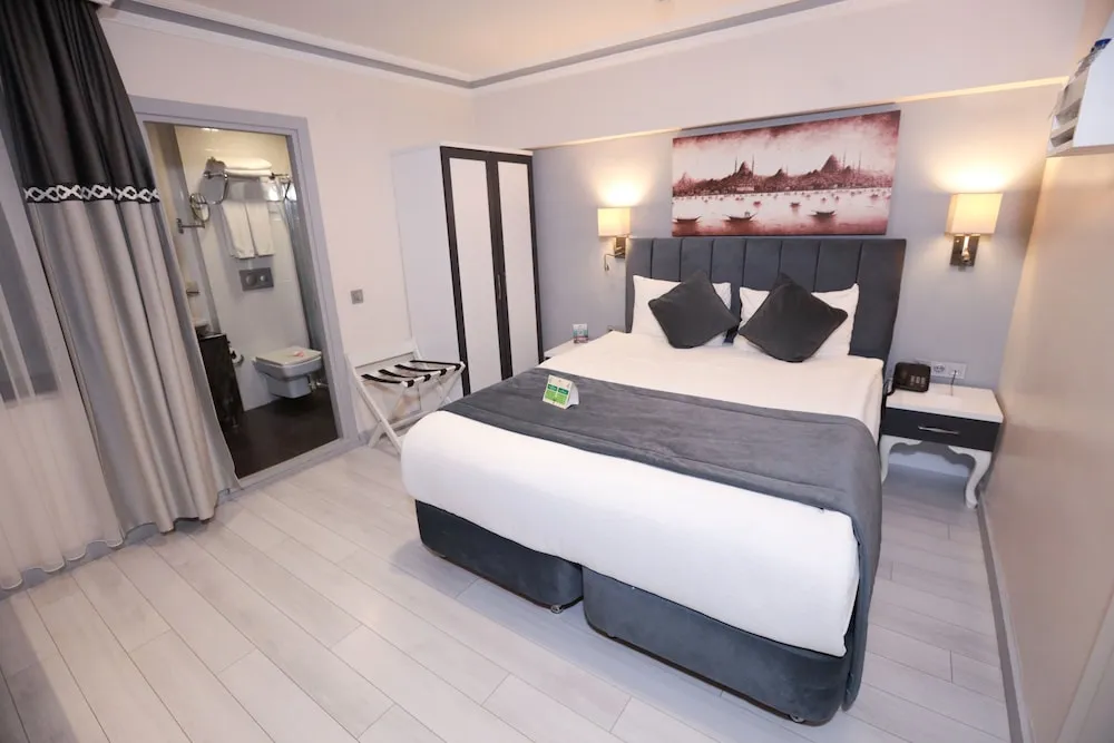 Economy Tek Büyük Yataklı Oda