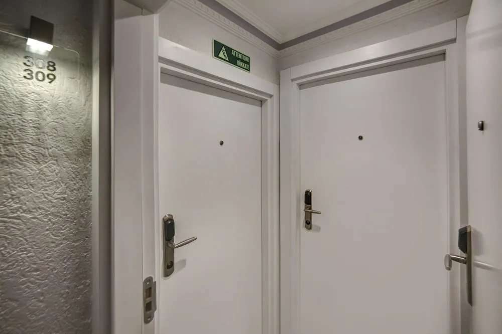 Family Dört Kişilik Oda