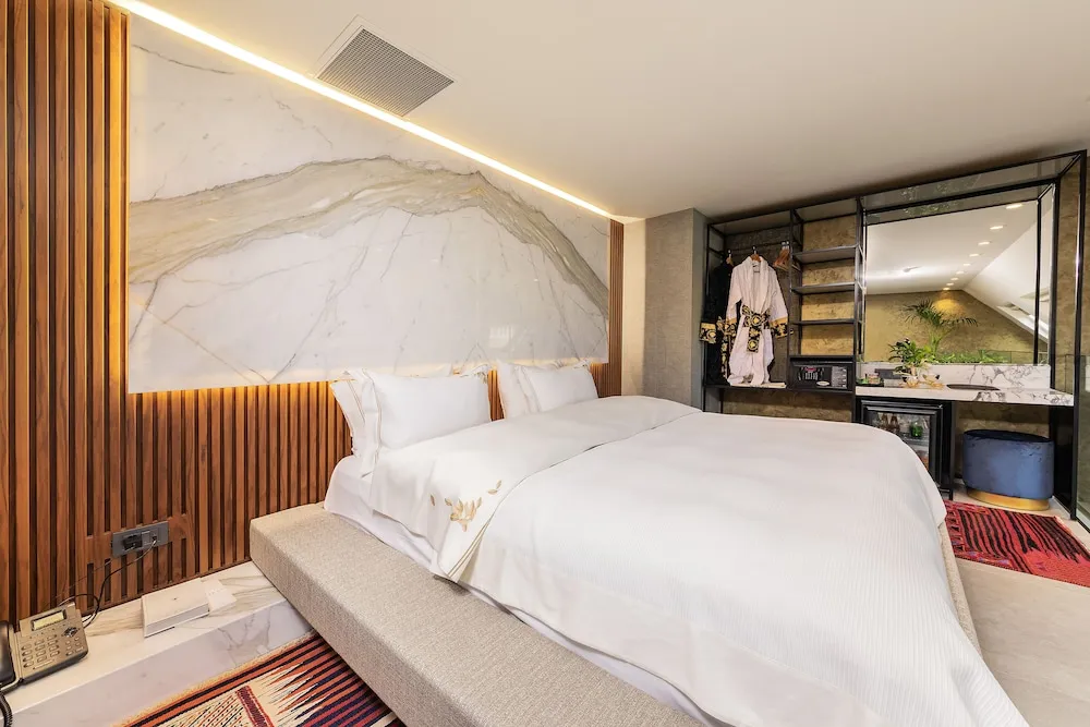 Presidential Loft Suite