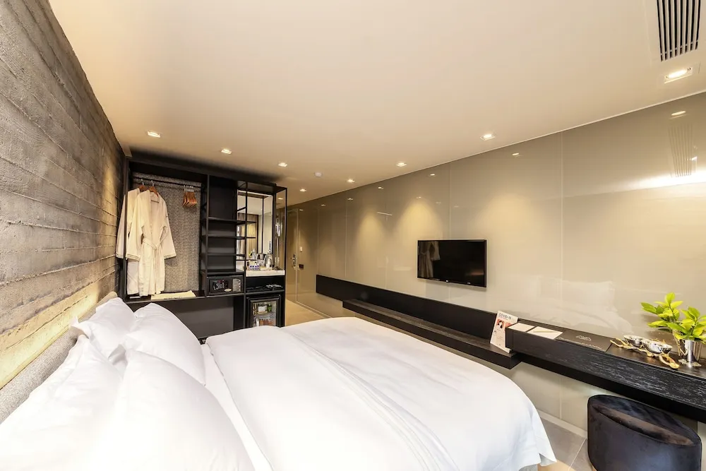 Deluxe Double  Room