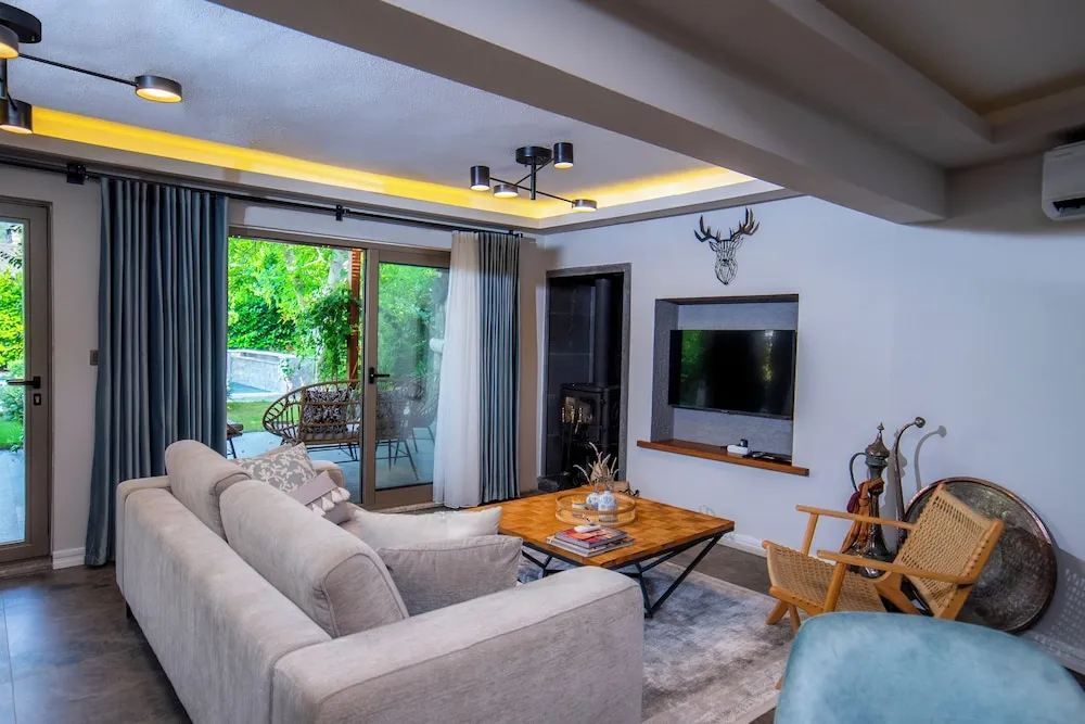 Villa Joy