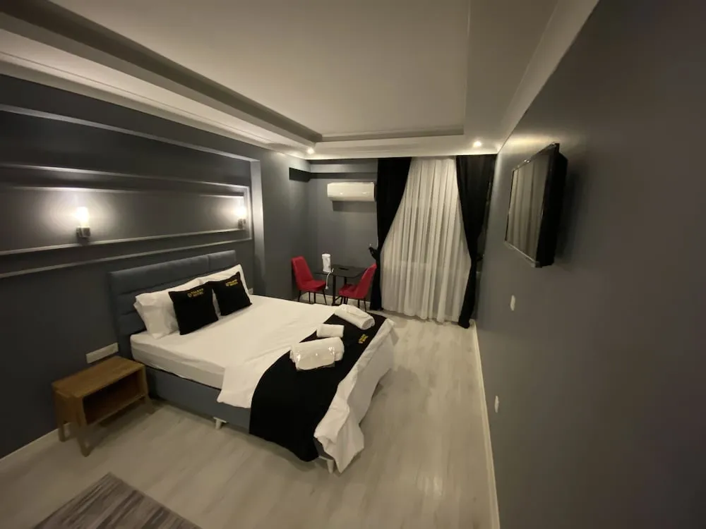 Comfort Tek Büyük Yataklı Oda
