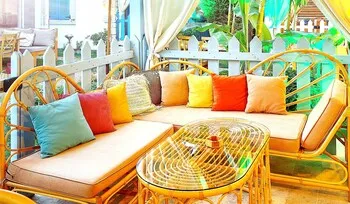 Banana Alaçatı Food & Stay - Yetişkin Oteli