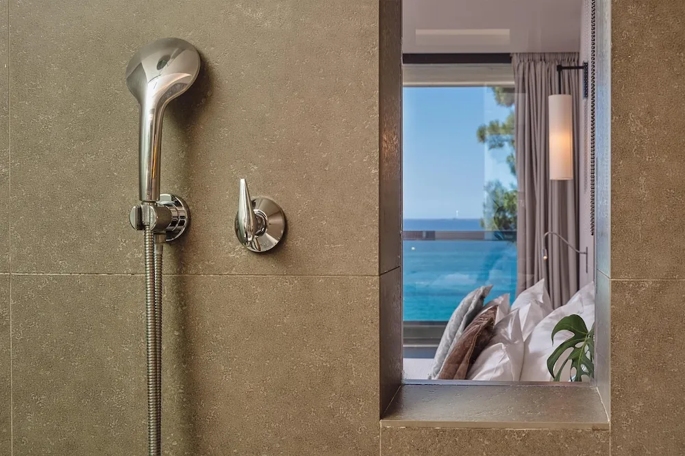 Tek Büyük Yataklı Oda, Deniz Manzaralı