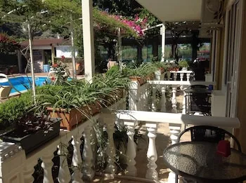 Berg Hotel