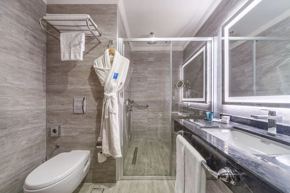 Prestige Suit,1 Cift Kisilik Yatak ve Cekyat,Sigara Icilmez