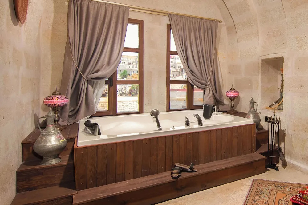 Deluxe Ottoman Room - 304