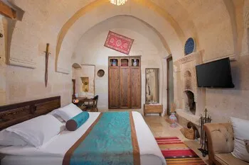 Cappa Via Cave Hotel