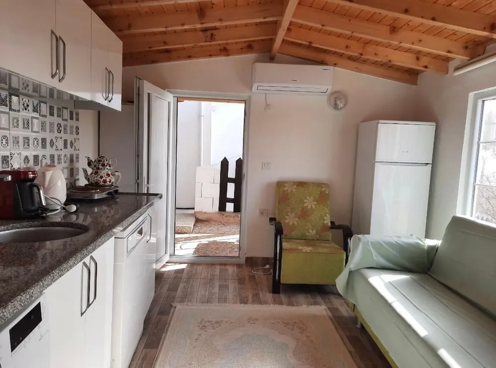 Traditional Apart Daire