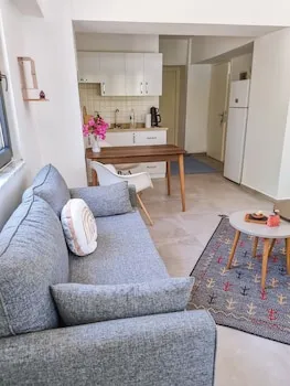 Four Holiday Suites