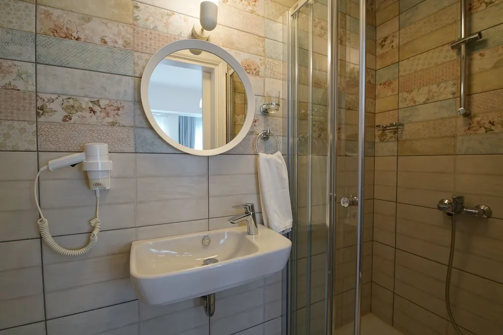 Deluxe Tek Büyük Yataklı Oda, 1 Çift Kişilik Yatak