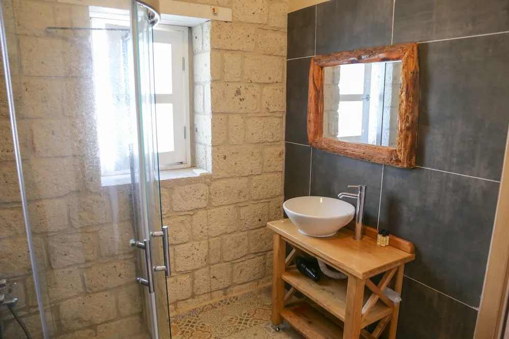 Economy Tek Büyük Yataklı Oda