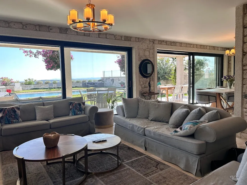 Luxury Villa, Deniz Manzaralı