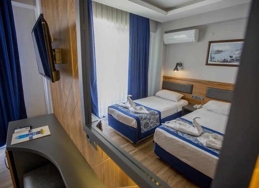 Standard Oda, Havuz Manzaralı