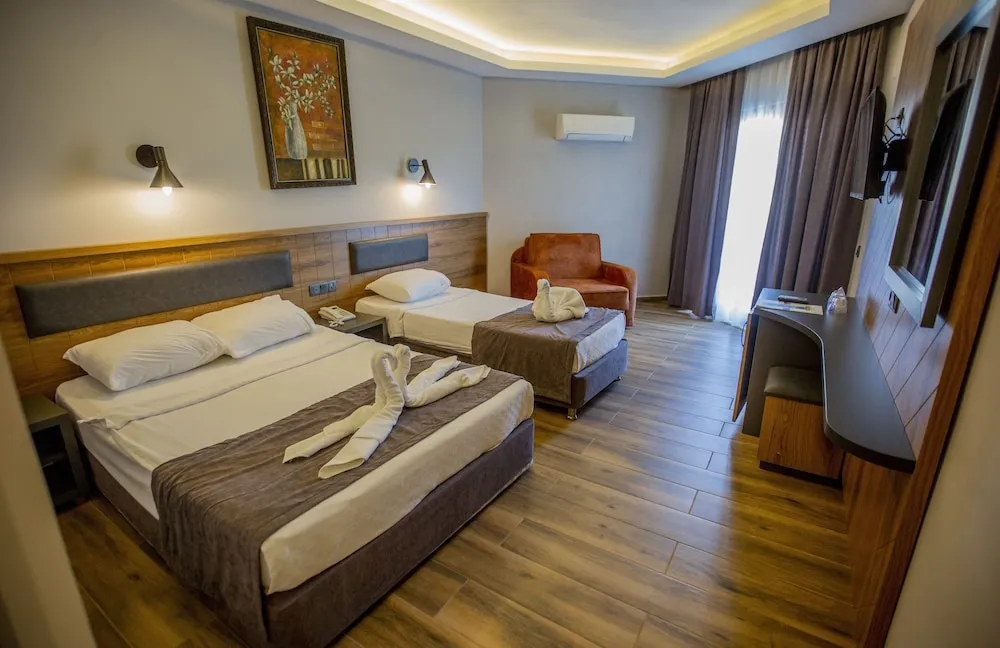 Standard Oda, Havuz Manzaralı