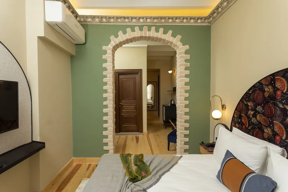 Deluxe Üç Kişilik Oda