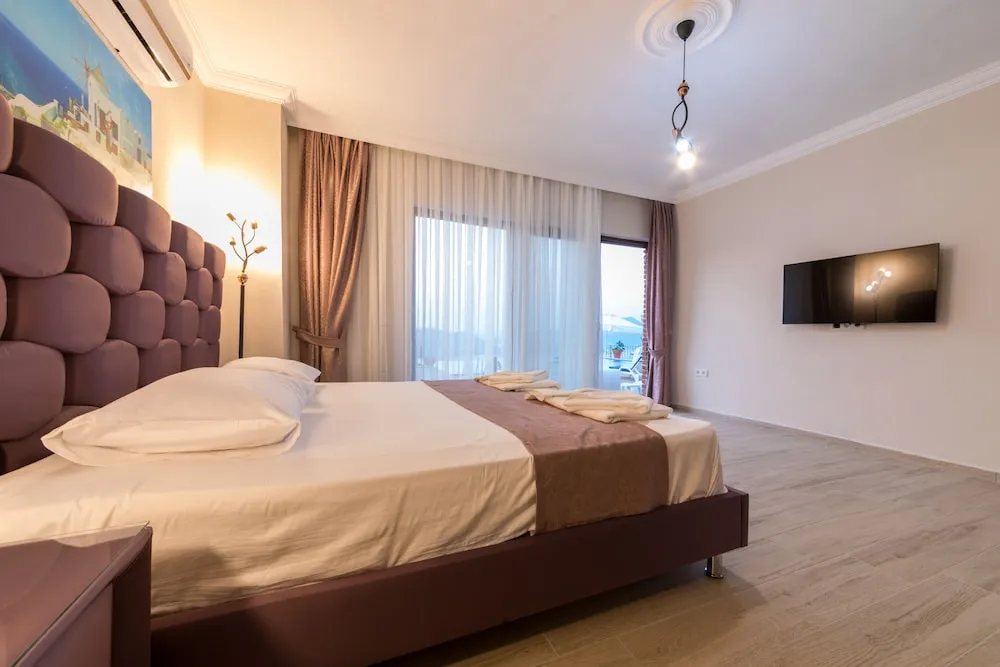 Panoramic Tek Büyük Yataklı Oda