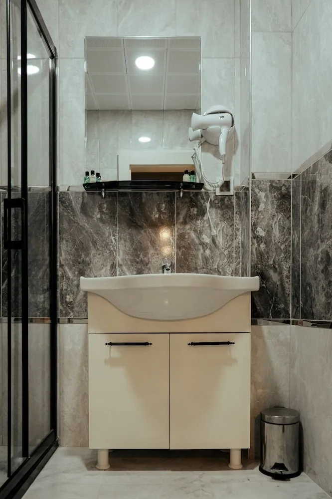Standard Tek Büyük Yataklı Oda, Şehir Manzaralı