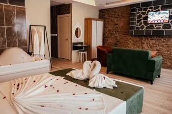 Hasuni Taş Hotel