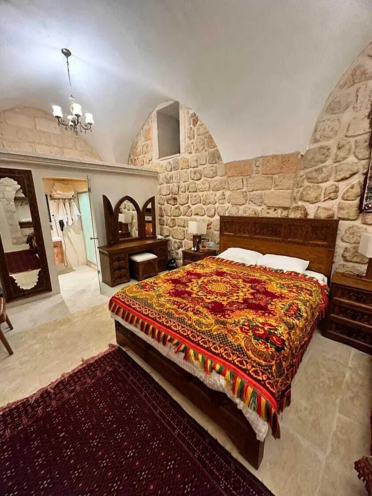 Family Üç Kişilik Oda, Bahçe Manzaralı
