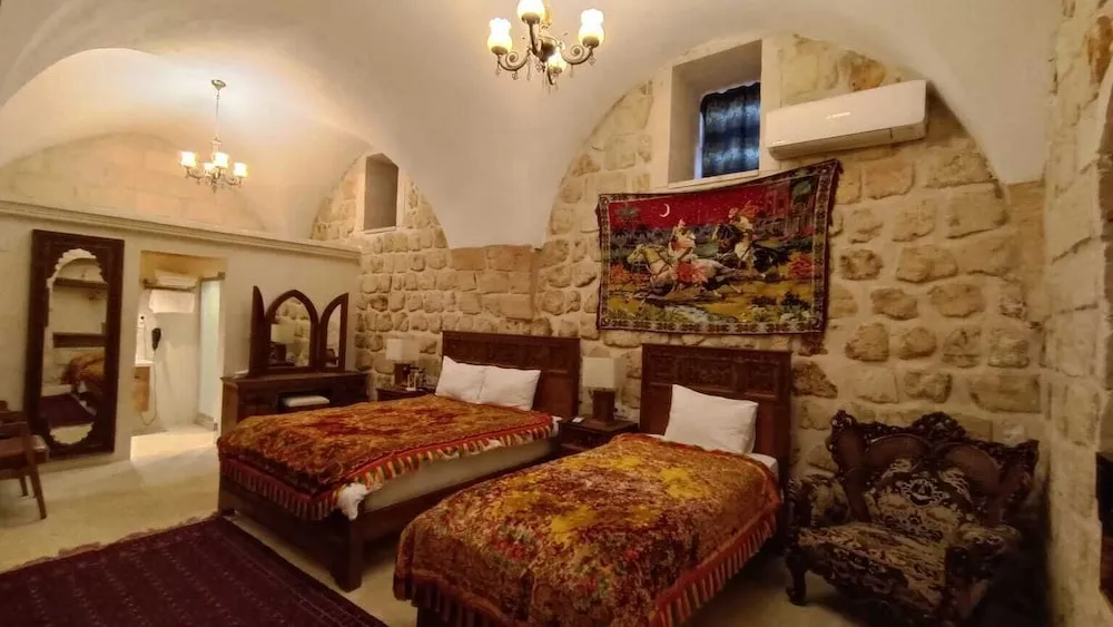 Family Üç Kişilik Oda, Bahçe Manzaralı