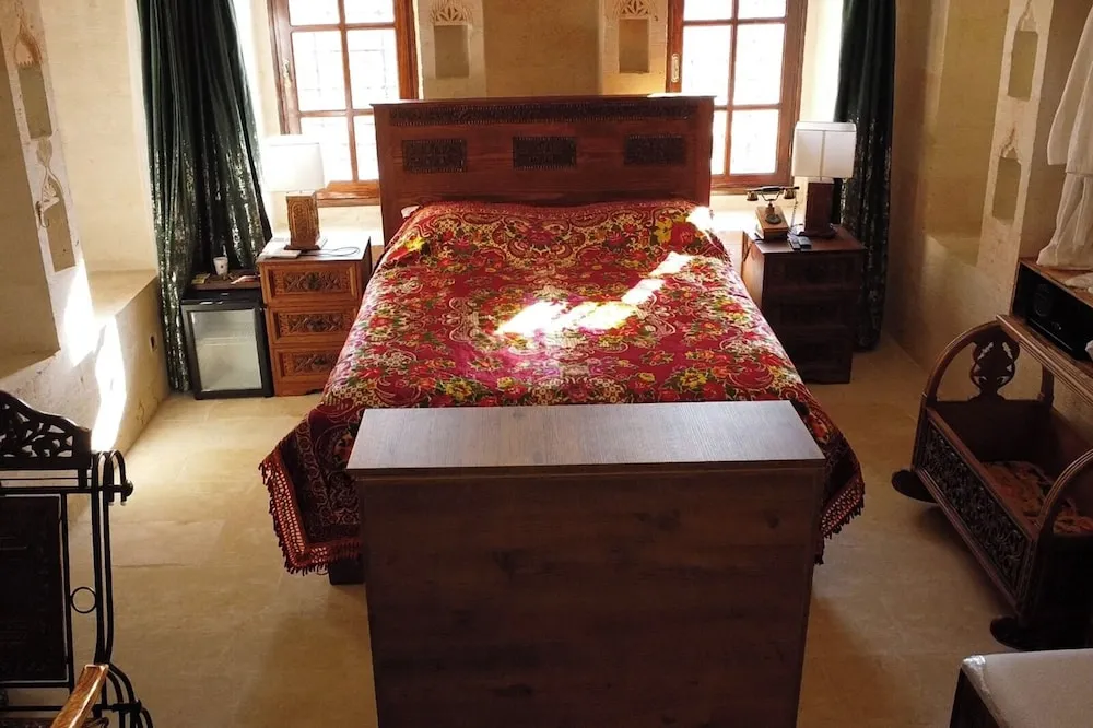 Deluxe Tek Büyük Yataklı Oda, Özel Banyo, Şehir Manzaralı