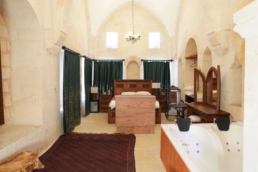 Deluxe Tek Büyük Yataklı Oda, Özel Banyo, Şehir Manzaralı