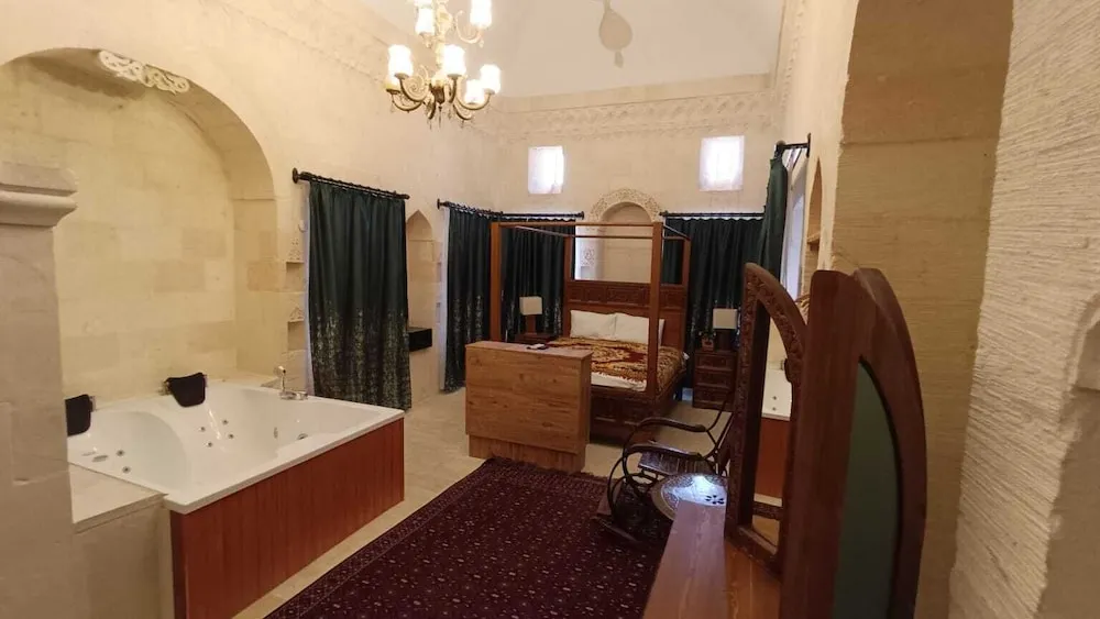 Deluxe Tek Büyük Yataklı Oda, Özel Banyo, Şehir Manzaralı