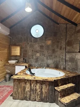 Mcora Tatil Köyü & Restaurant