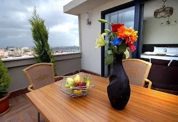 Pera Line Cihangir Hotel