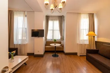 Pera Line Cihangir Hotel