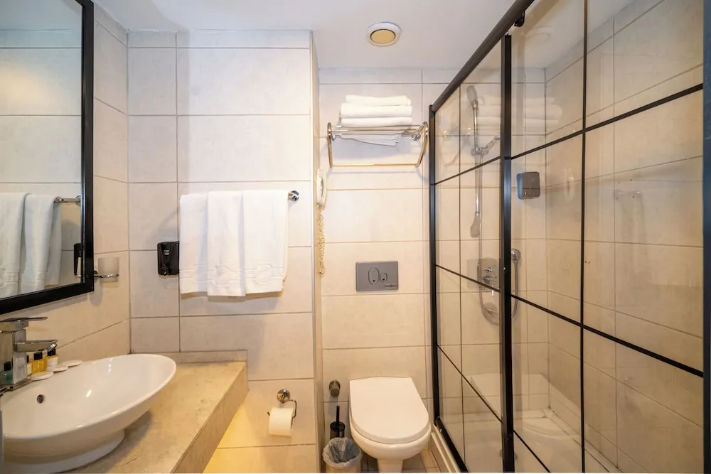 Standard Üç Kişilik Oda