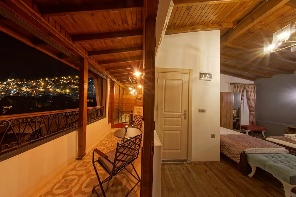 Luxury Üç Kişilik Oda
